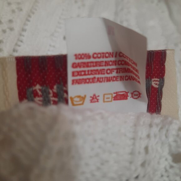 Vintage 90s White sweater Vest Preppy Academia Coquette Cable Knit V Neck M - Picture 7 of 7